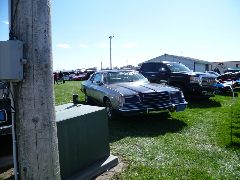 Illustration for article titled Jefferson Swap Meet (Photos)